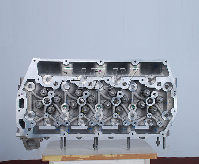 Ford 6.7 Cylinder Head