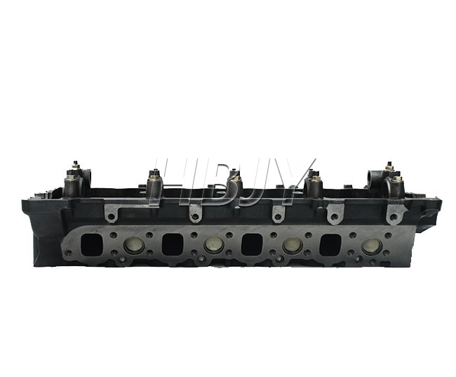 ISUZU 4HF1 Cylinder Head