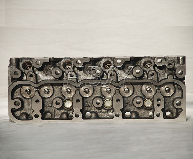 Isuzu 4JG2 Cylinder Head