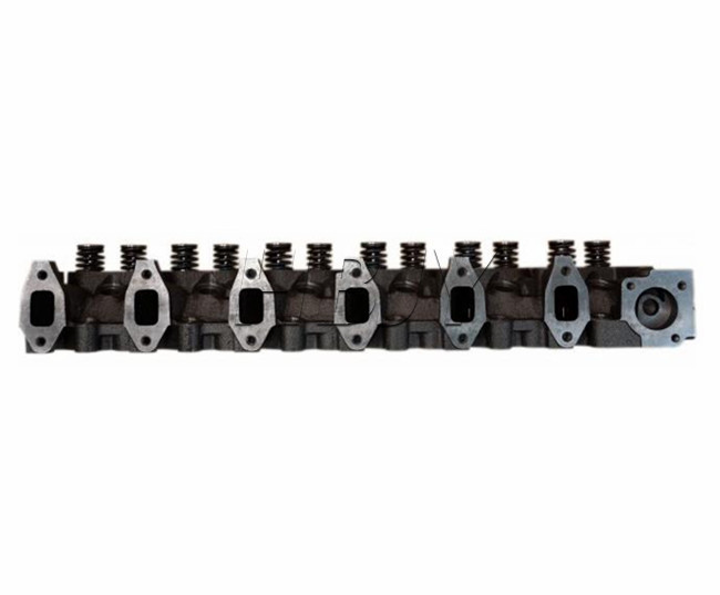 Cummins 5.9L 5.9 6BT 6BTA  Cylinder Head loaded